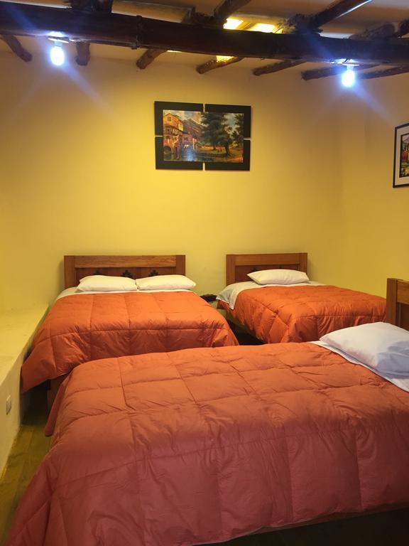Rumi Sonqo Hostel Ollantaytambo Dış mekan fotoğraf