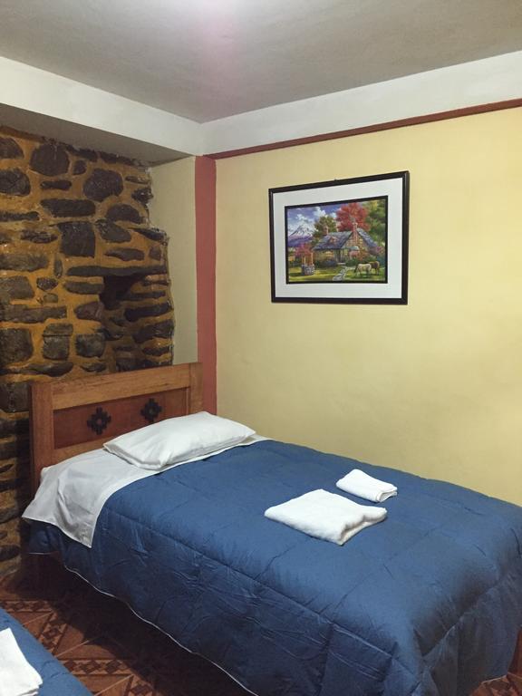 Rumi Sonqo Hostel Ollantaytambo Dış mekan fotoğraf
